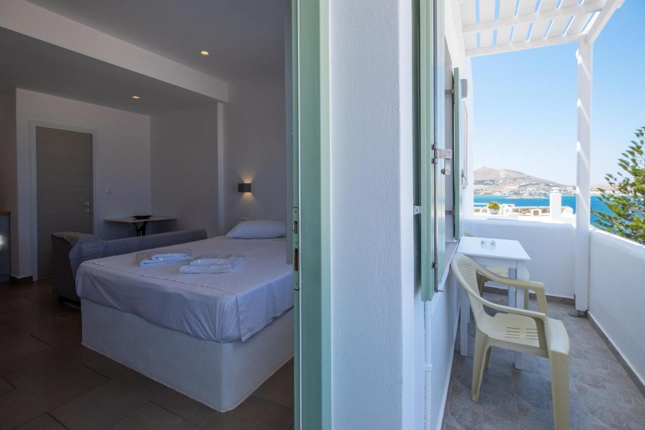 Lorenzo Studios And Suites Paros เนาซา ภายนอก รูปภาพ