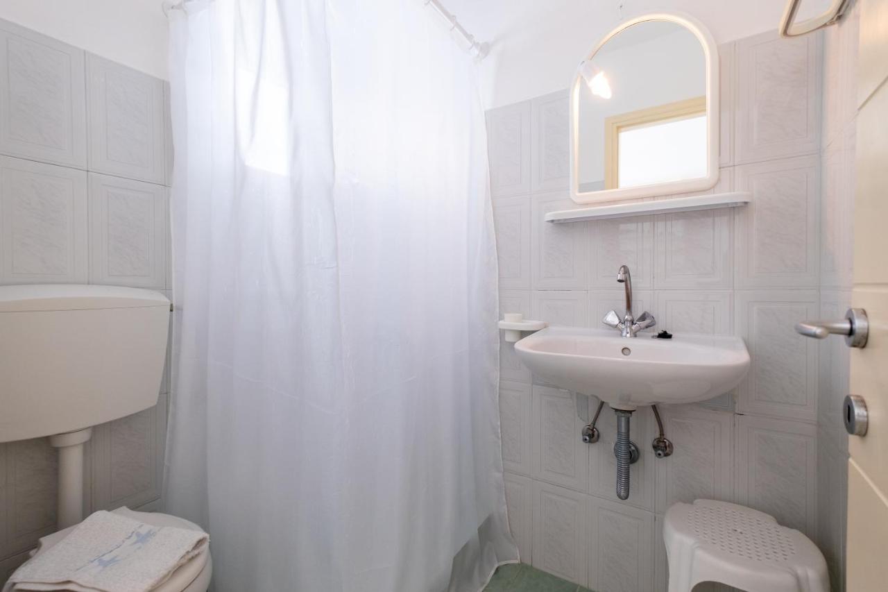 Lorenzo Studios And Suites Paros เนาซา ภายนอก รูปภาพ