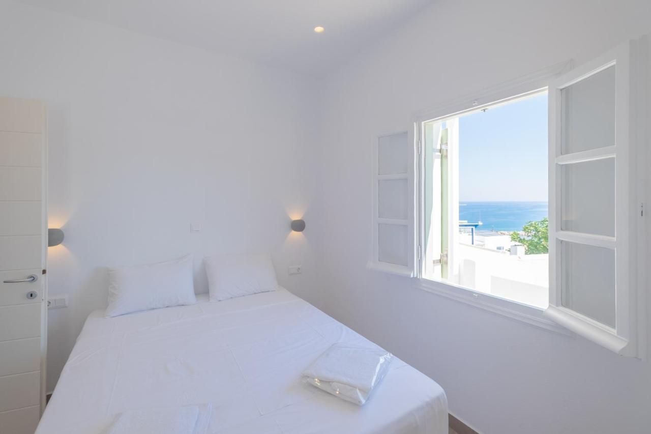Lorenzo Studios And Suites Paros เนาซา ภายนอก รูปภาพ