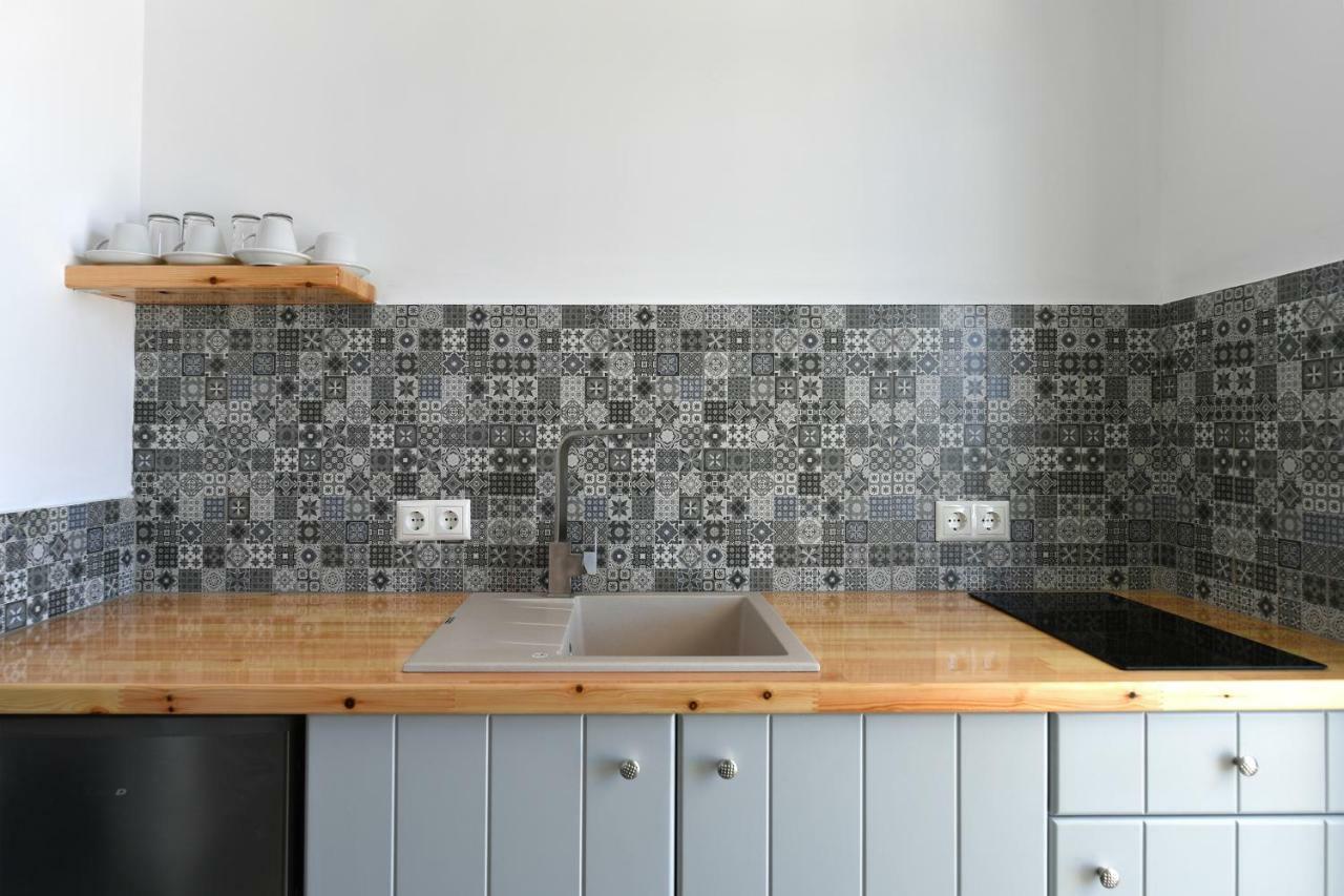 Lorenzo Studios And Suites Paros เนาซา ภายนอก รูปภาพ